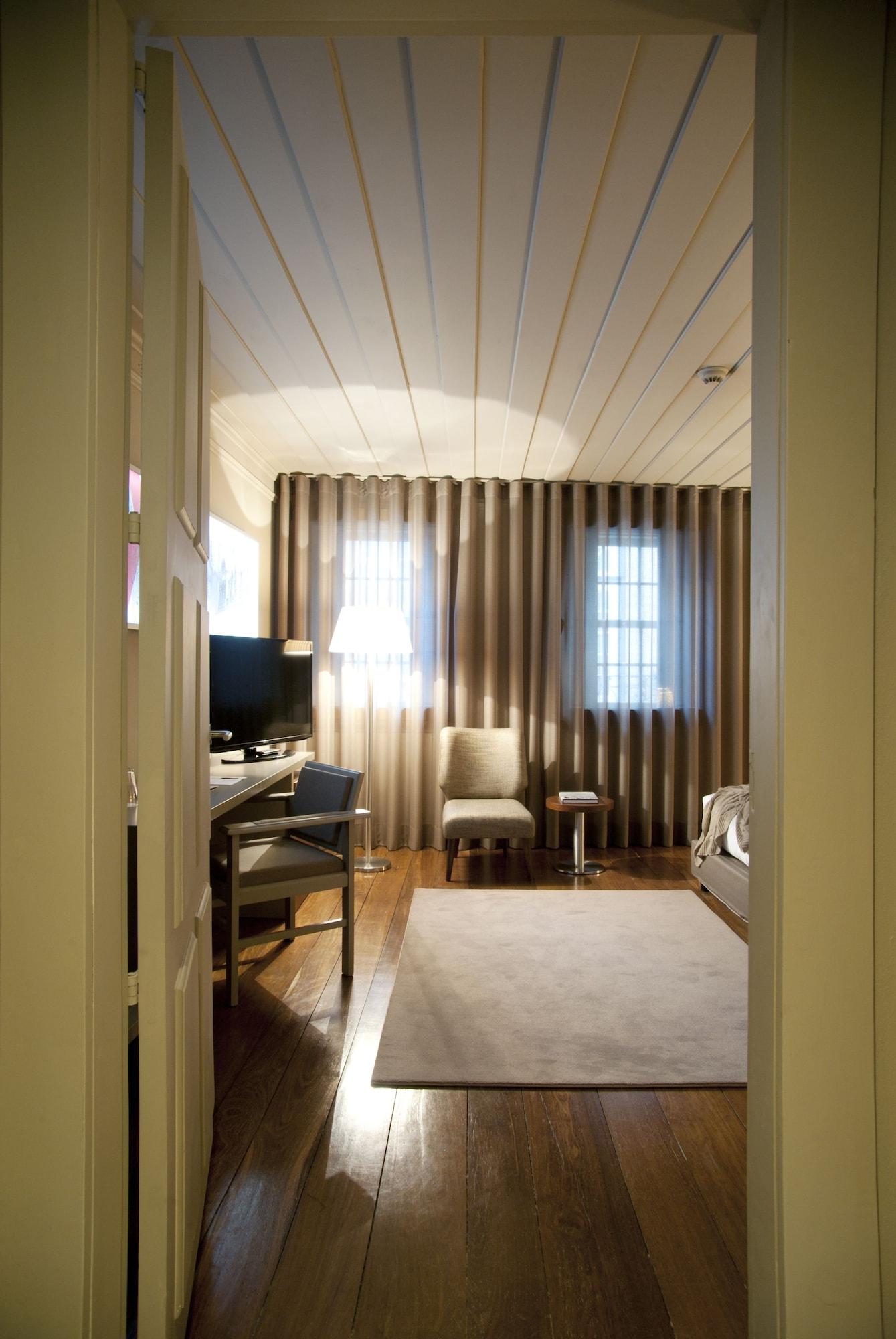 Hotel Da Oliveira Guimarães Екстериор снимка
