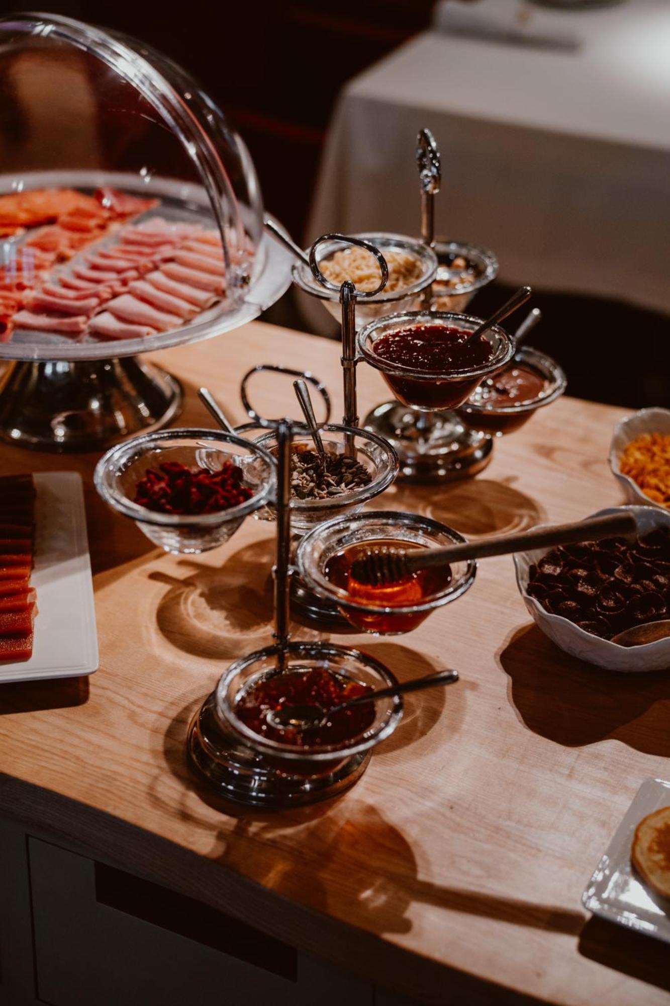 Hotel Da Oliveira Guimarães Екстериор снимка