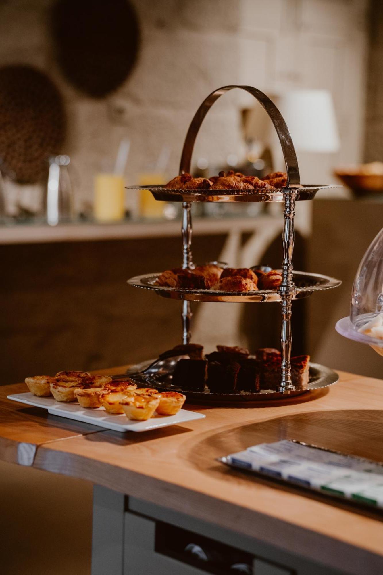 Hotel Da Oliveira Guimarães Екстериор снимка
