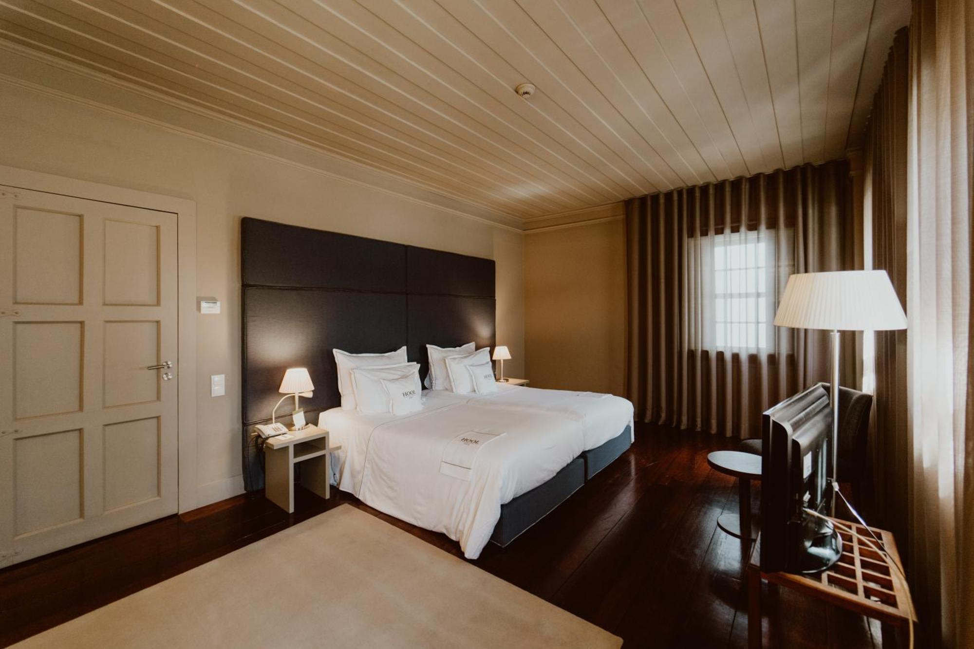 Hotel Da Oliveira Guimarães Екстериор снимка