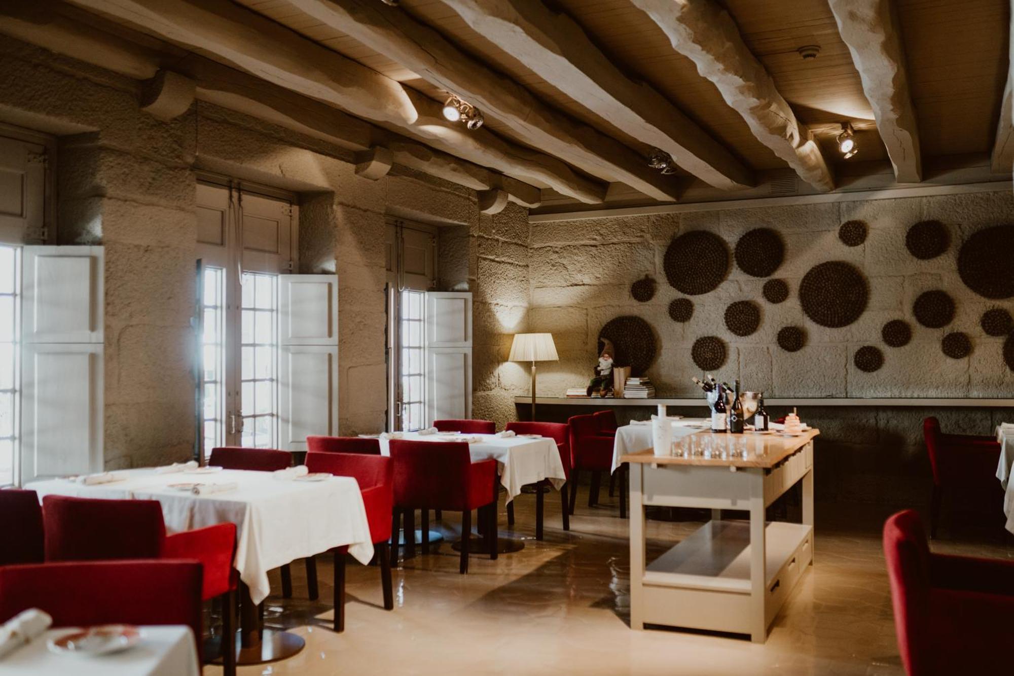 Hotel Da Oliveira Guimarães Екстериор снимка