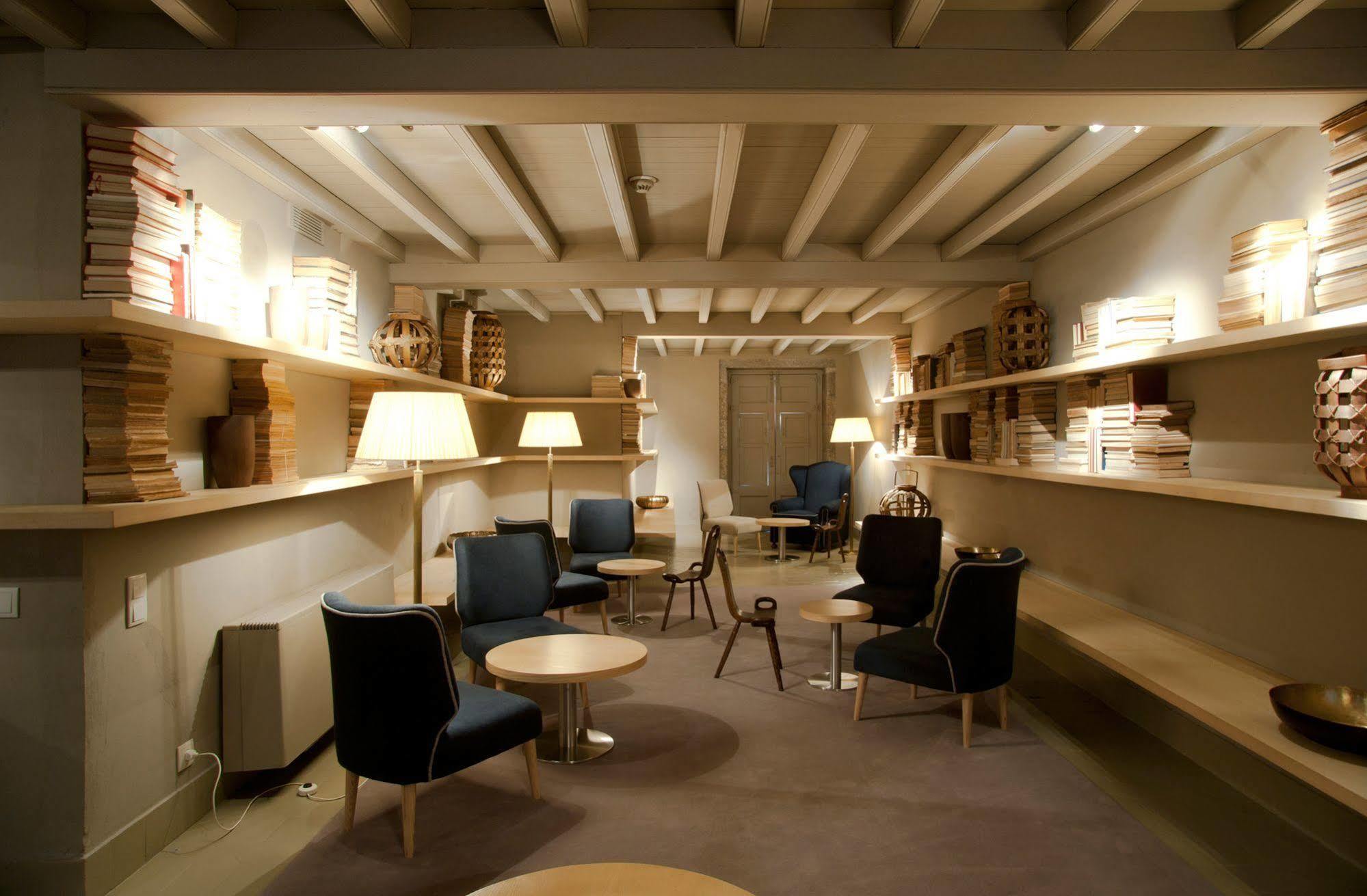Hotel Da Oliveira Guimarães Екстериор снимка