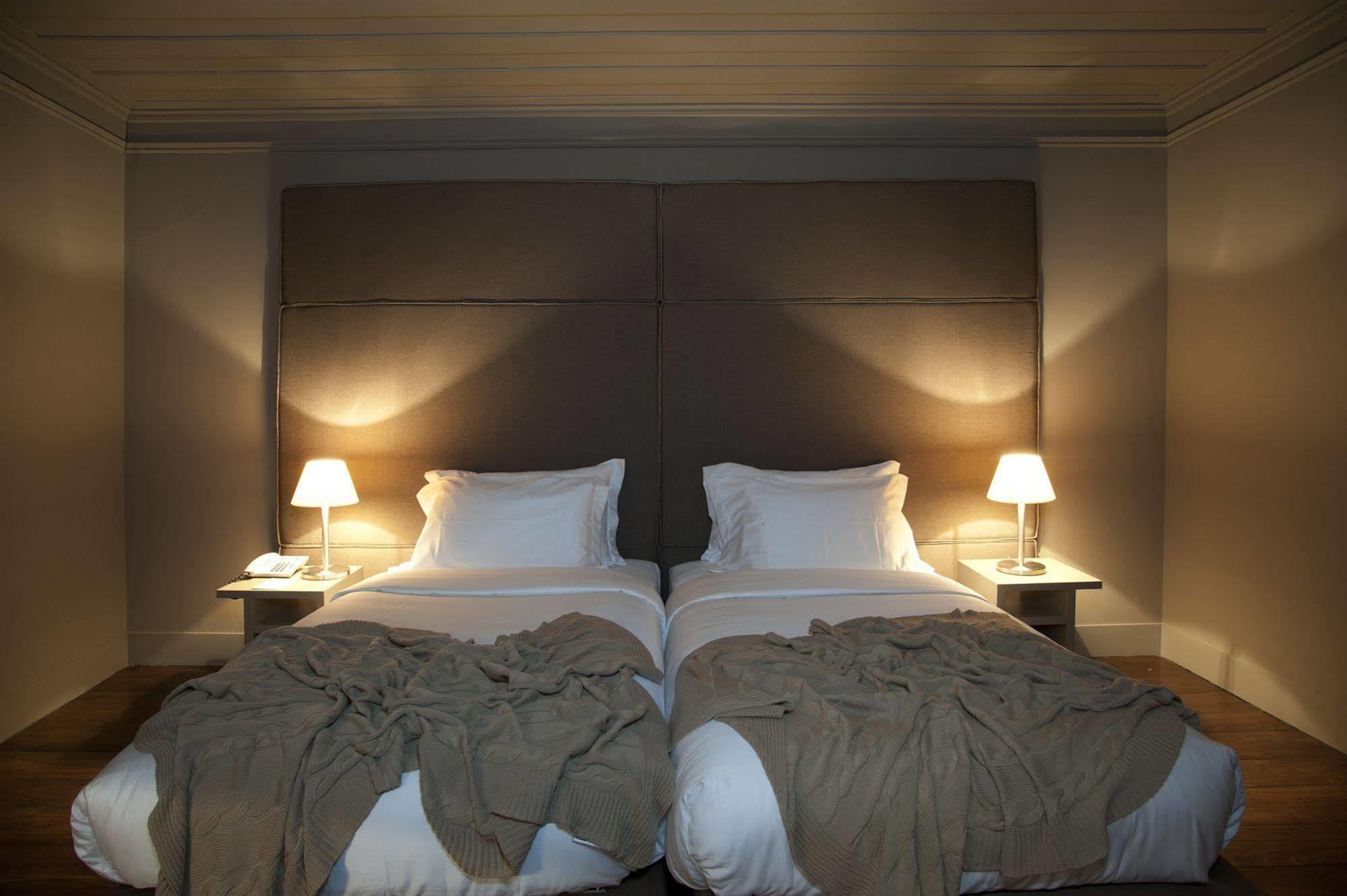 Hotel Da Oliveira Guimarães Екстериор снимка